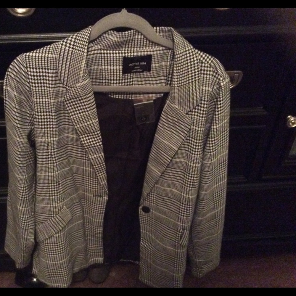 Career blazer  brand new with tags